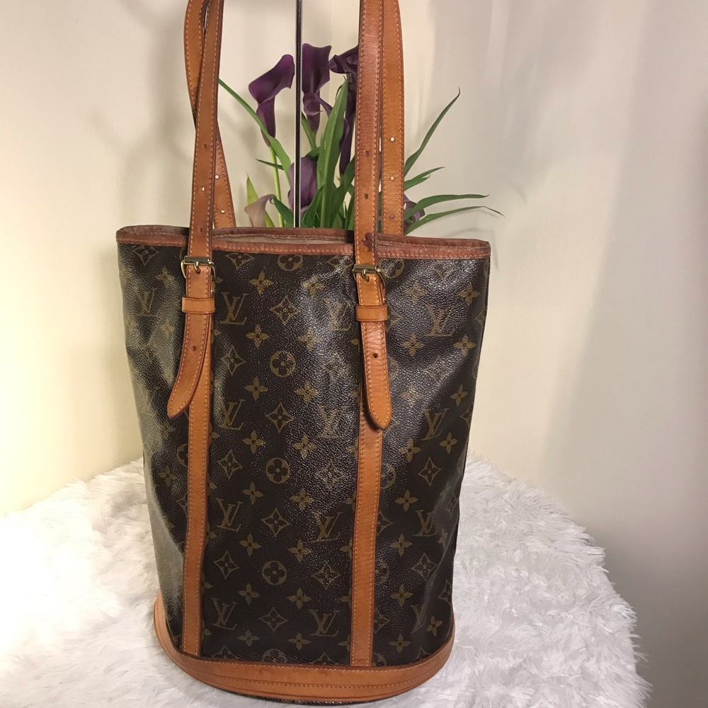 🌸SOLD🌸LV Bucket GM🌼